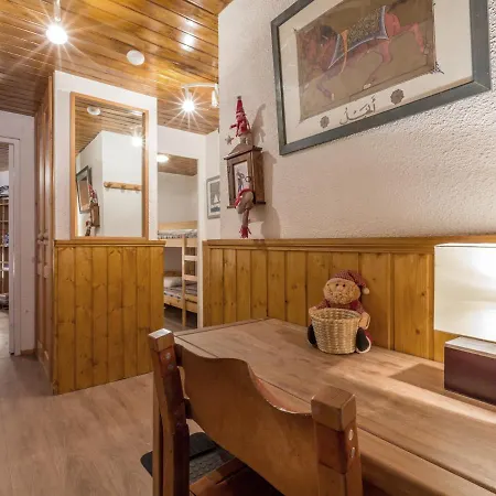 2 Pieces Avec Balcon Expose Sud, Au Coeur De Et Proche Des Pistes - Fr-1-694-282 Apartment *
