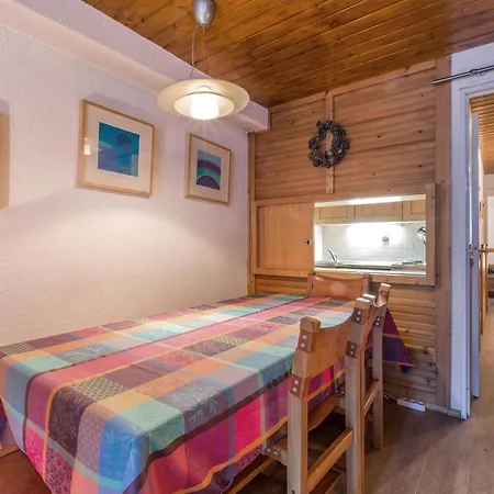 Apartment 2 Pieces Avec Balcon Expose Sud, Au Coeur De Et Proche Des Pistes - Fr-1-694-282